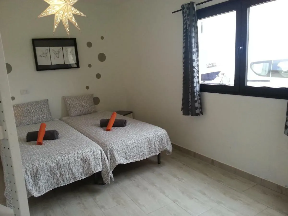 Estudio La Santa Holiday home